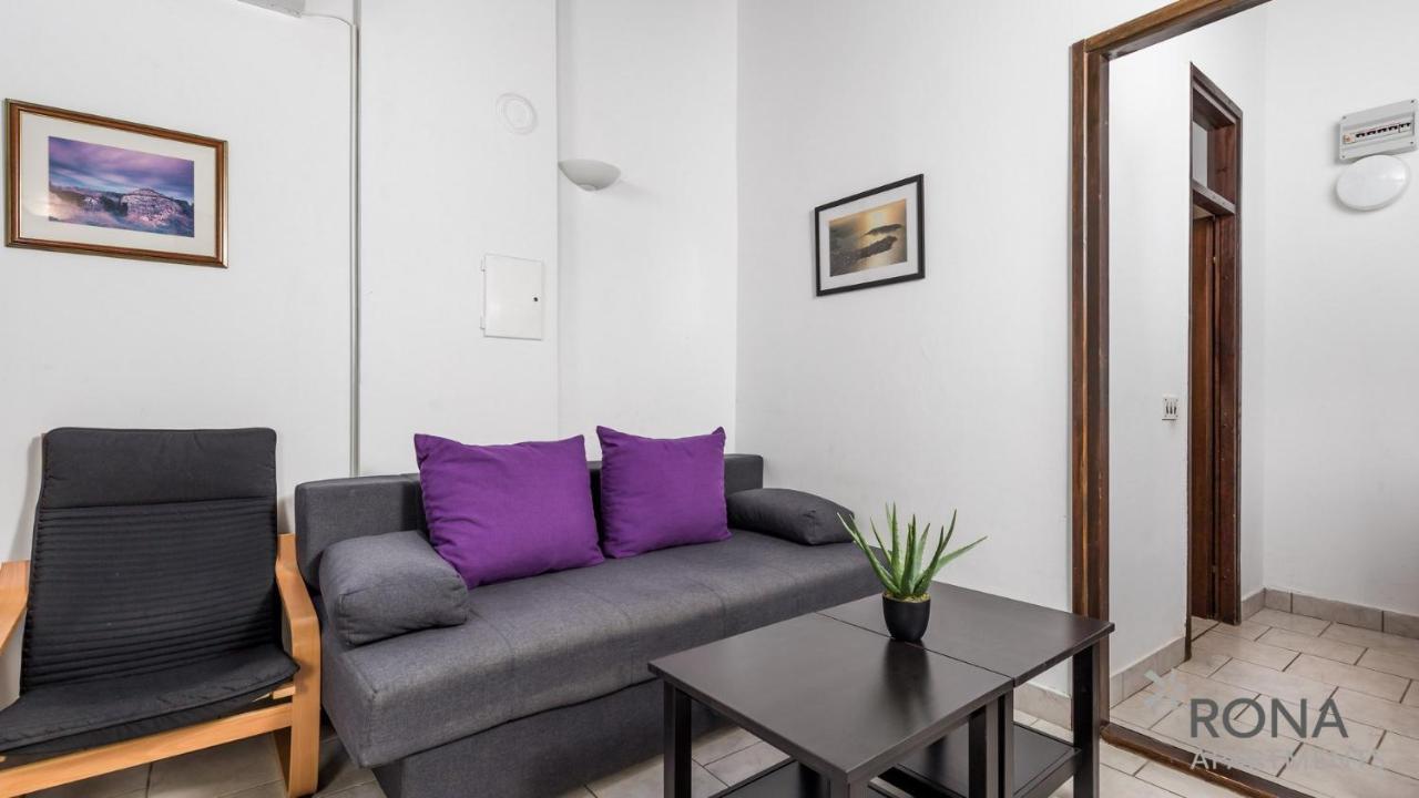 Rona Holiday Home Ana Πόρετς Εξωτερικό φωτογραφία