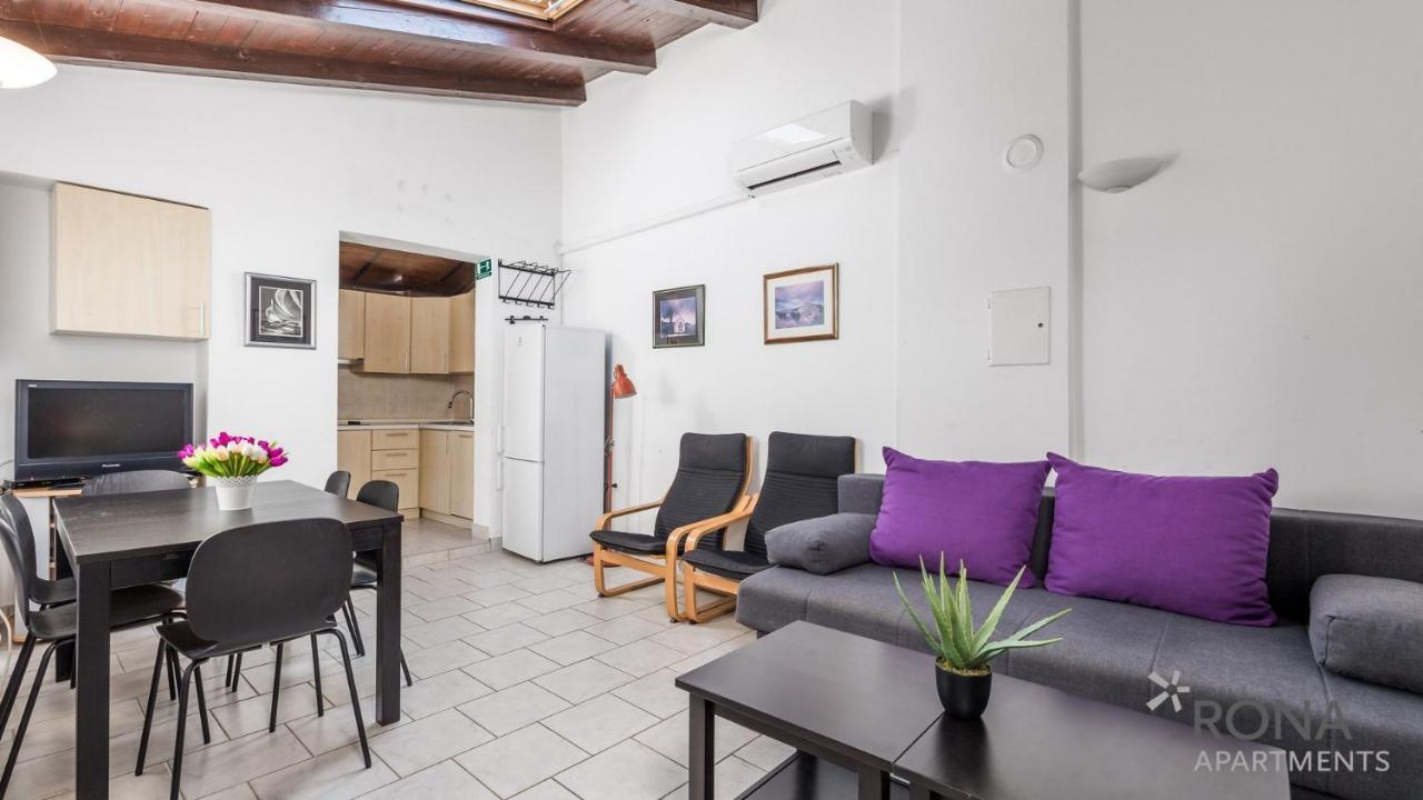Rona Holiday Home Ana Πόρετς Εξωτερικό φωτογραφία